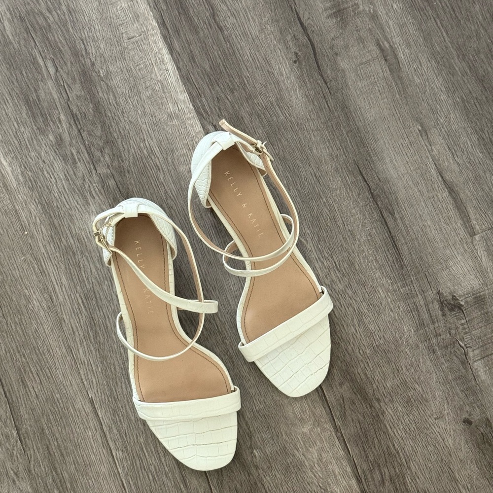 Kelly & Katie Cream Croc-Embossed Sandals